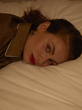 Load image into Gallery viewer, Hoops twisted Gold