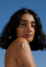 Load image into Gallery viewer, Koi Necklace Gold
